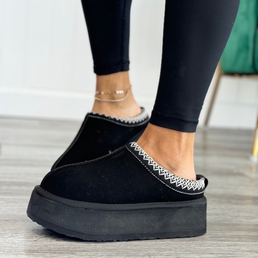 🆕🖤LEMONADE: BLACK D•U•P•E Slipper Platform Slides SIZE 9